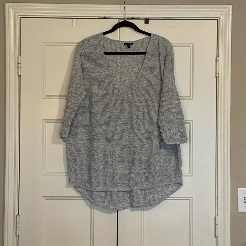 Grey v-neck elbow length sweater